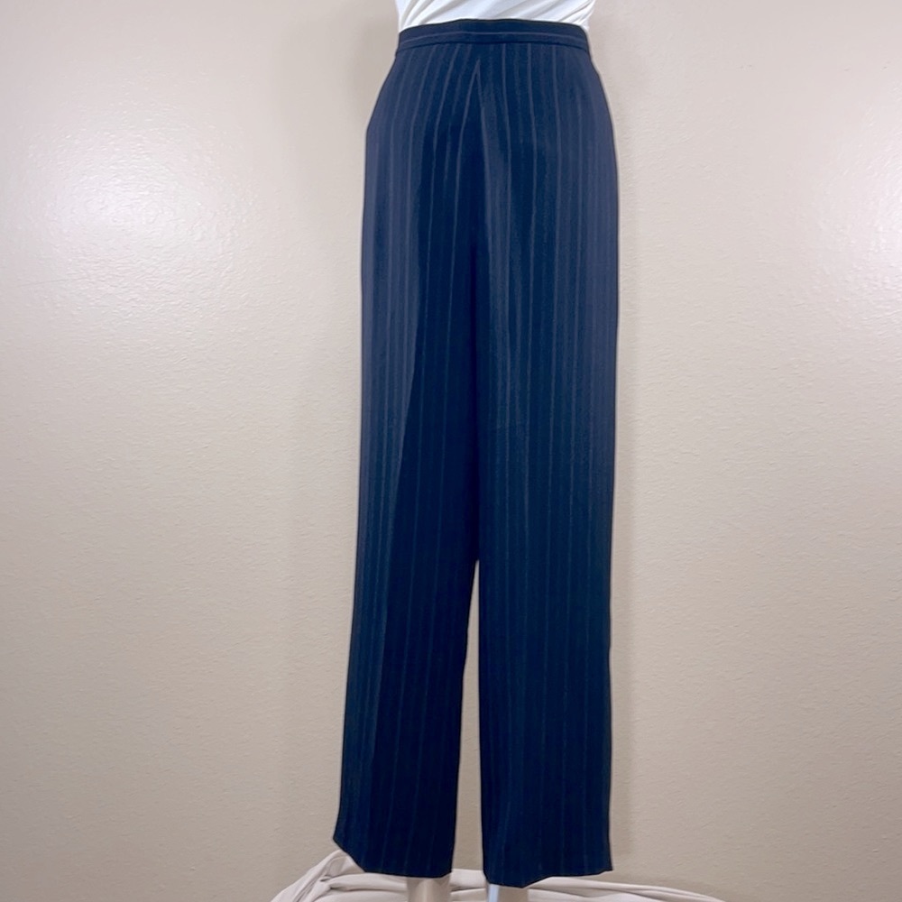 🌱 Vintage High Waisted Pleated Striped Trousers